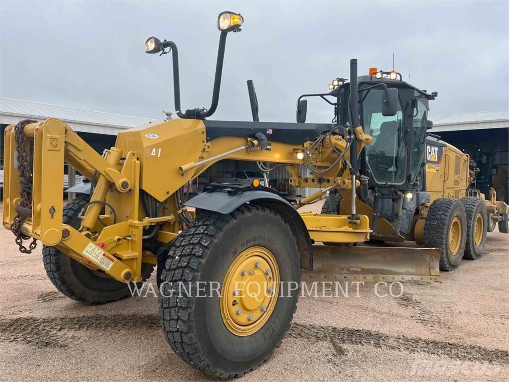 CAT 140M3 AWD Gredere