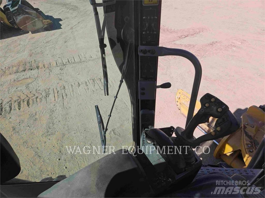 CAT 140M3 AWD Gredere
