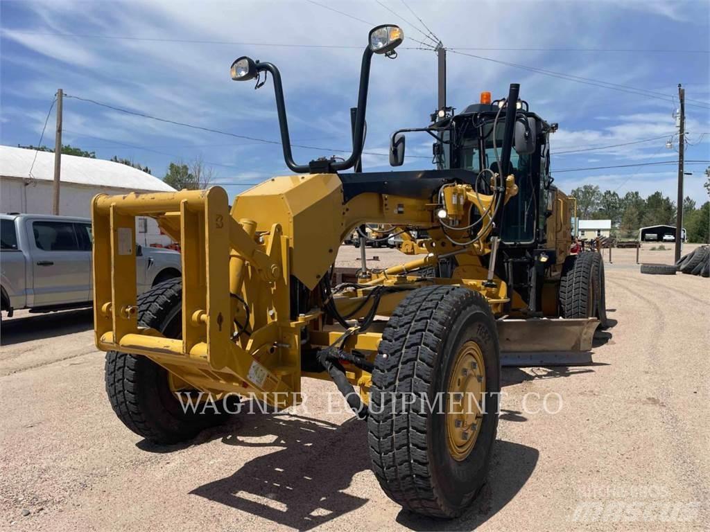 CAT 140M3 AWD Gredere