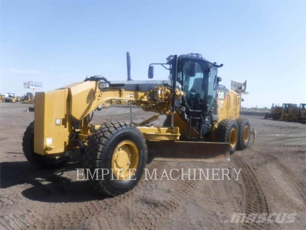 CAT 140M3 AWD Gredere