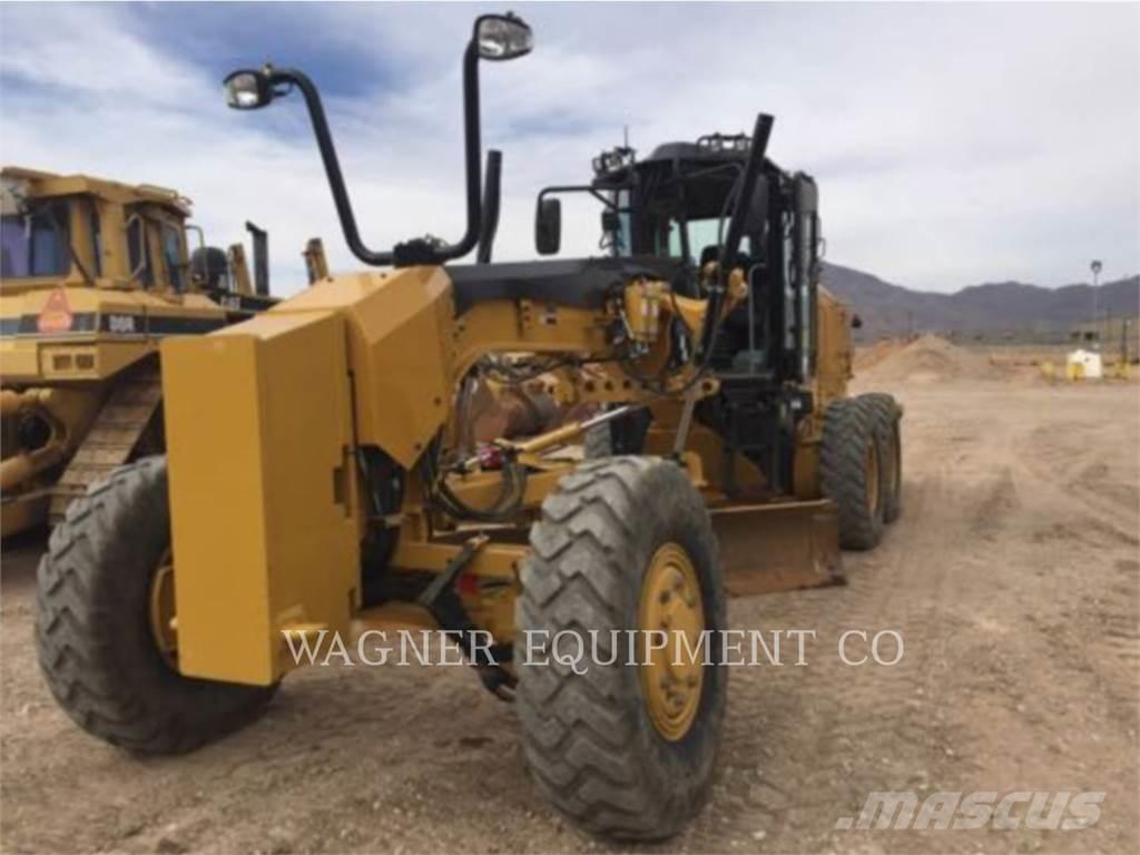 CAT 140M3 AWD Gredere
