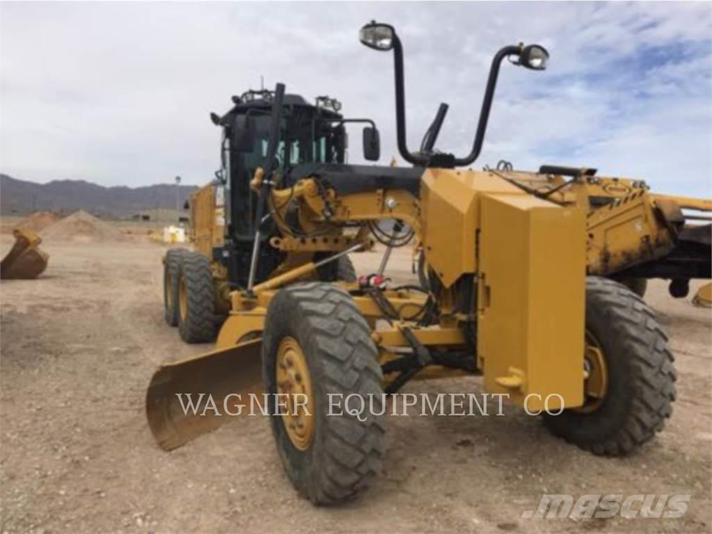 CAT 140M3 AWD Gredere