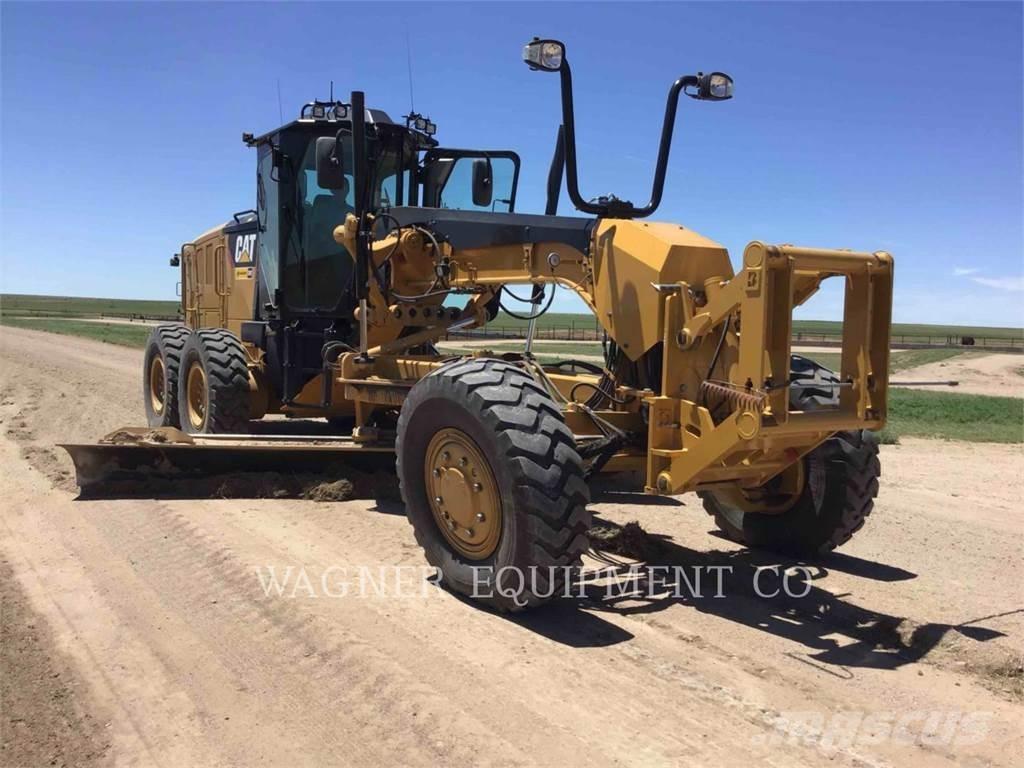 CAT 140M3 AWD Gredere