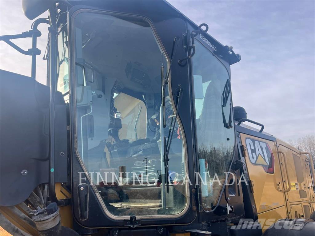 CAT 150-15 AWD Gredere