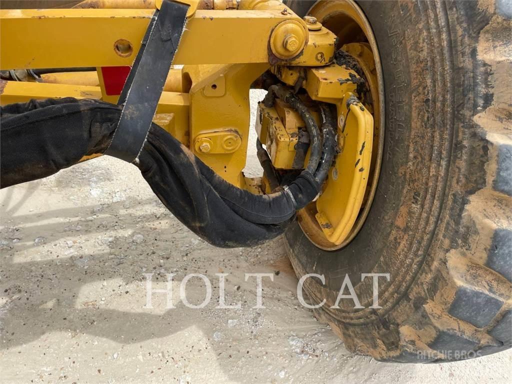 CAT 150-15AWD Gredere