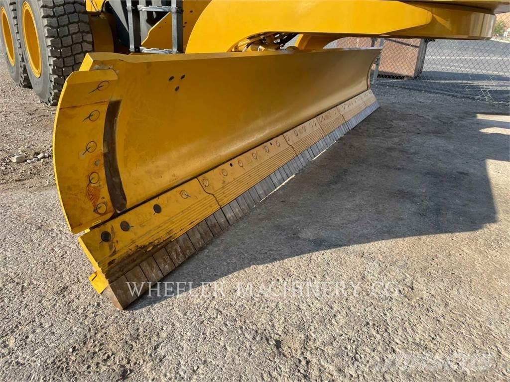 CAT 150 AWD Gredere