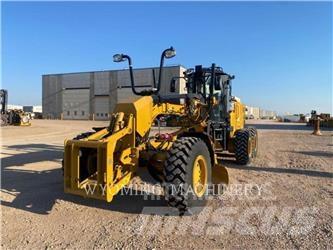 CAT 150 AWD Gredere