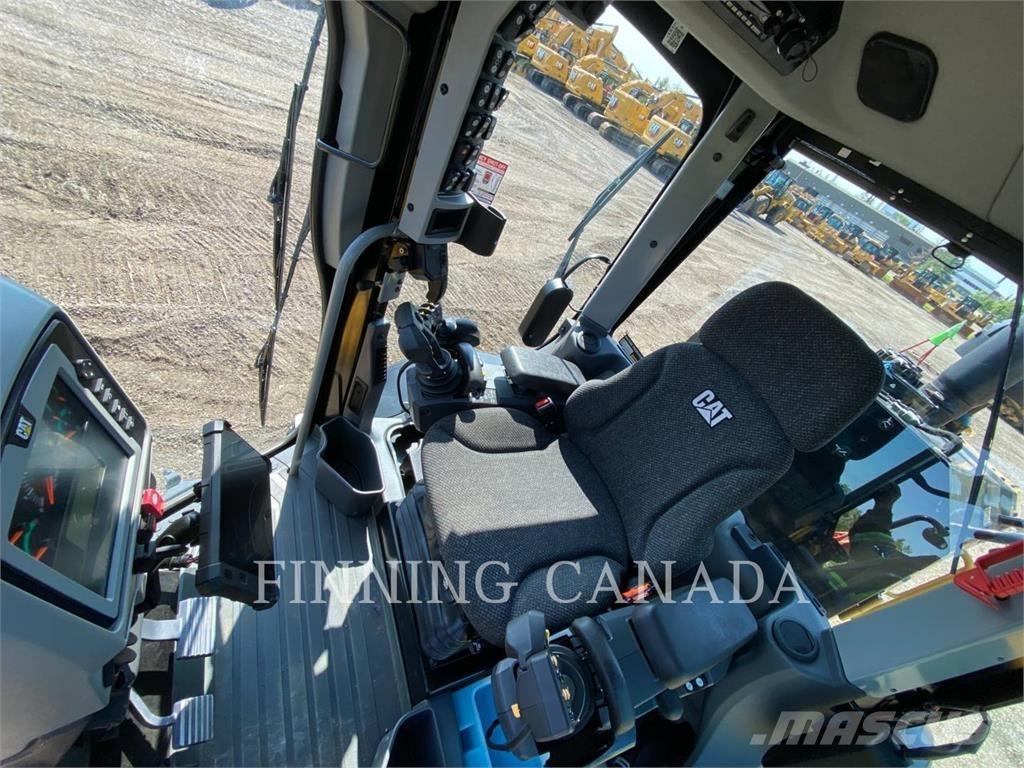 CAT 150 AWD Gredere