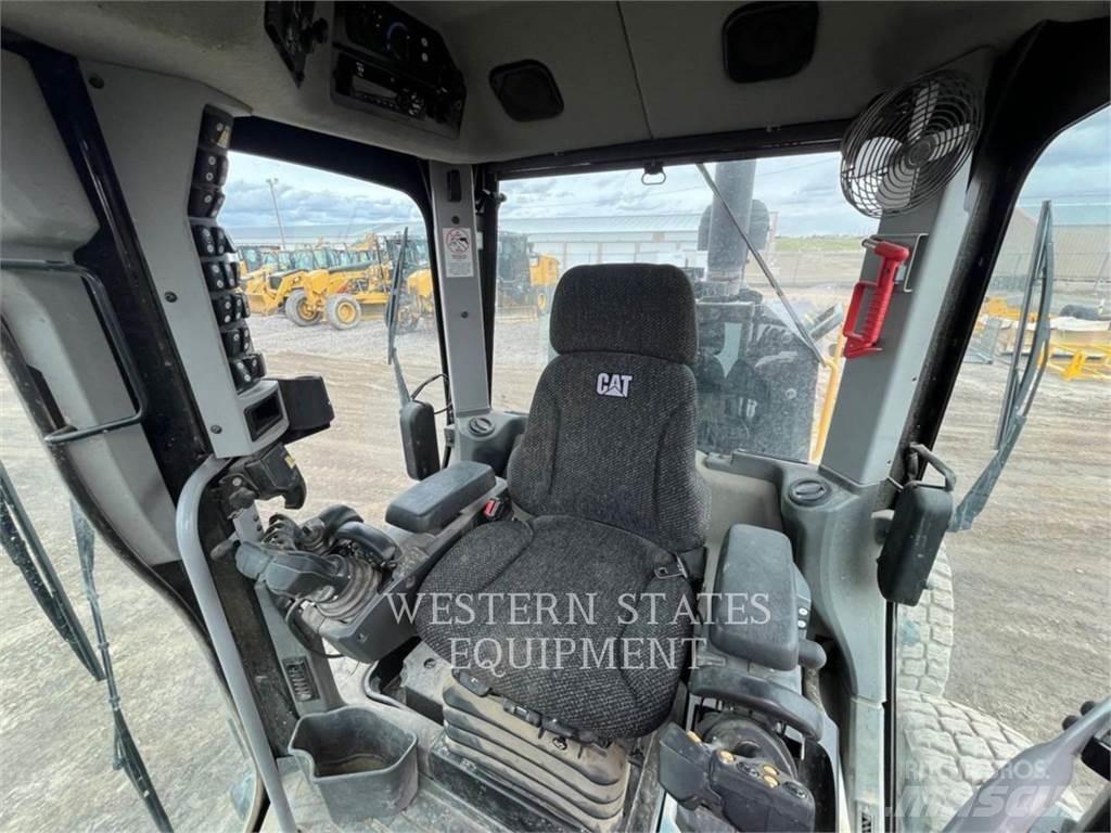 CAT 160M3 Gredere