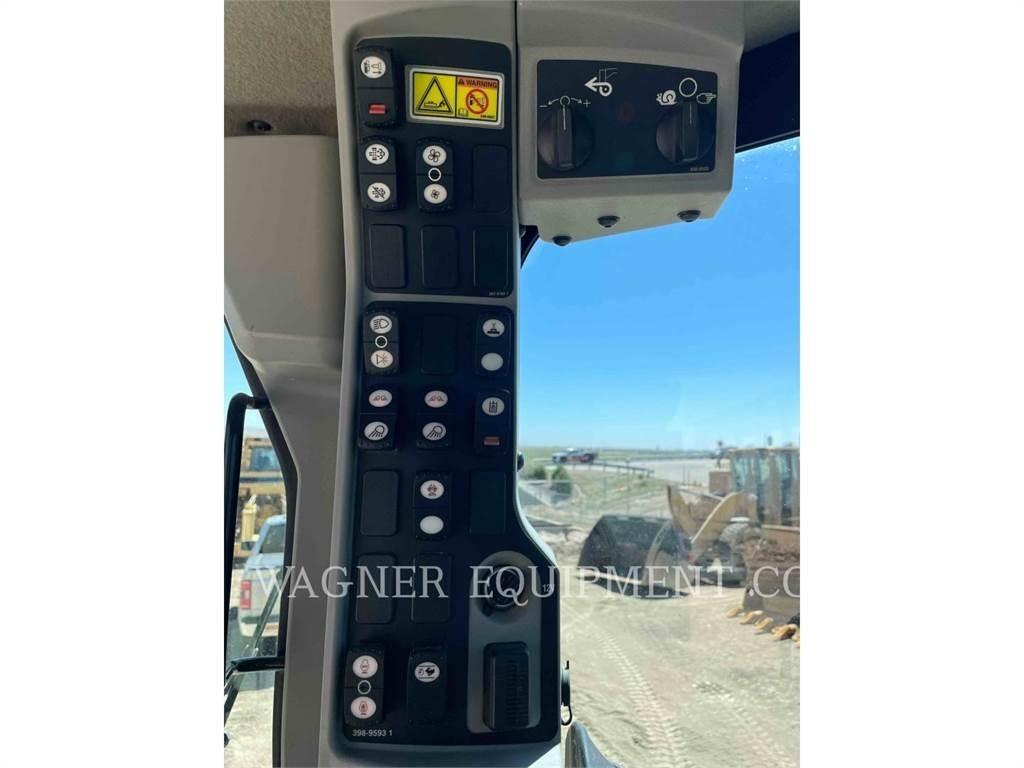 CAT 160M3 AWD Gredere