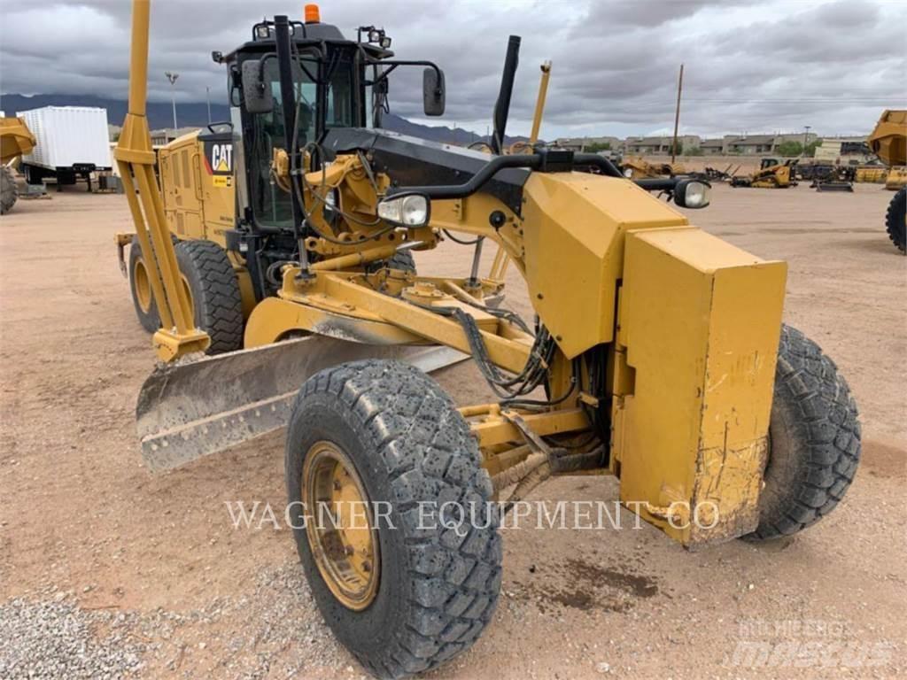 CAT 160M3 AWD Gredere