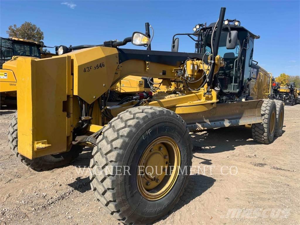 CAT 160M3 AWD Gredere