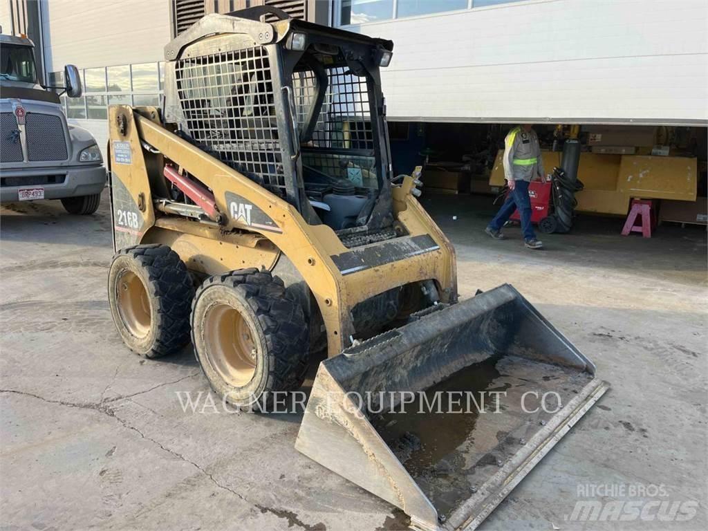 CAT 216B Mini incarcator
