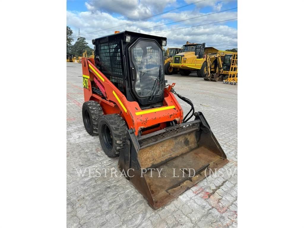 CAT 226B3 Mini incarcator