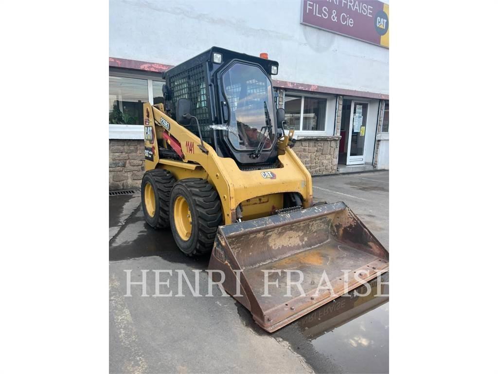 CAT 226B3 Mini incarcator