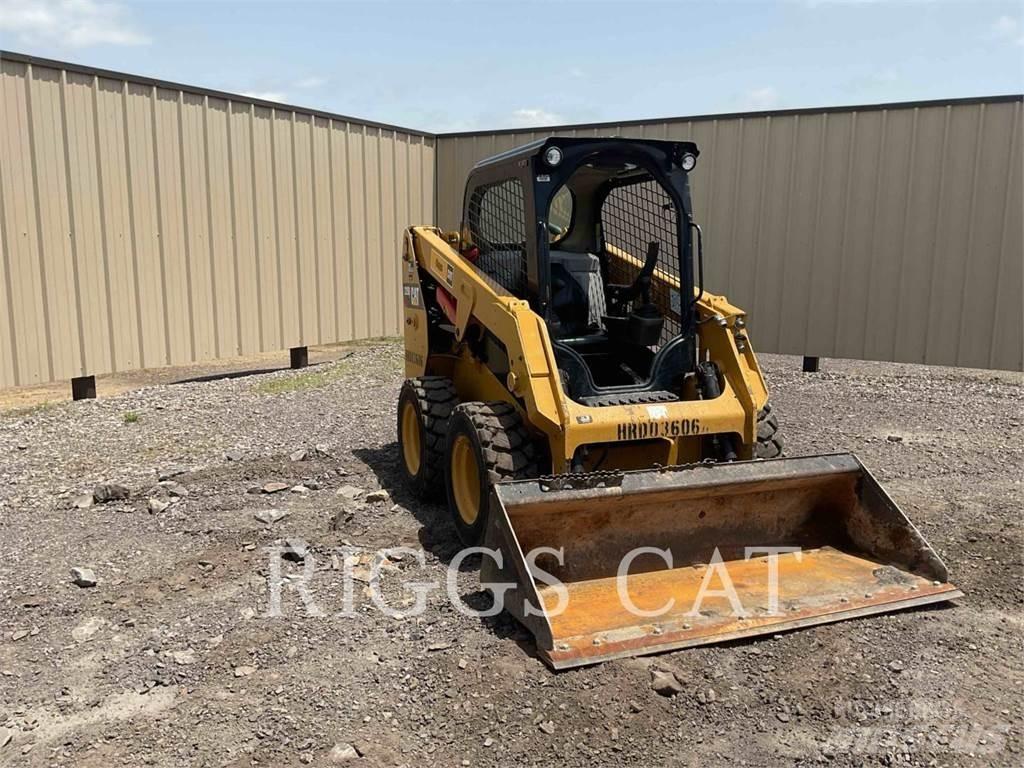CAT 226D Mini incarcator