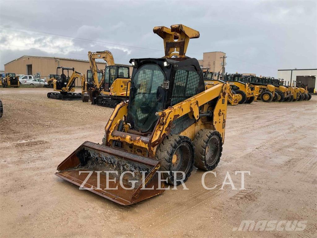 CAT 226D Mini incarcator