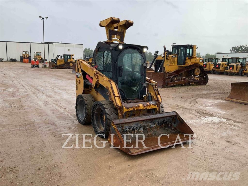 CAT 226D Mini incarcator