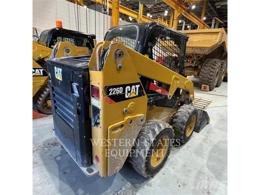 CAT 226D Mini incarcator