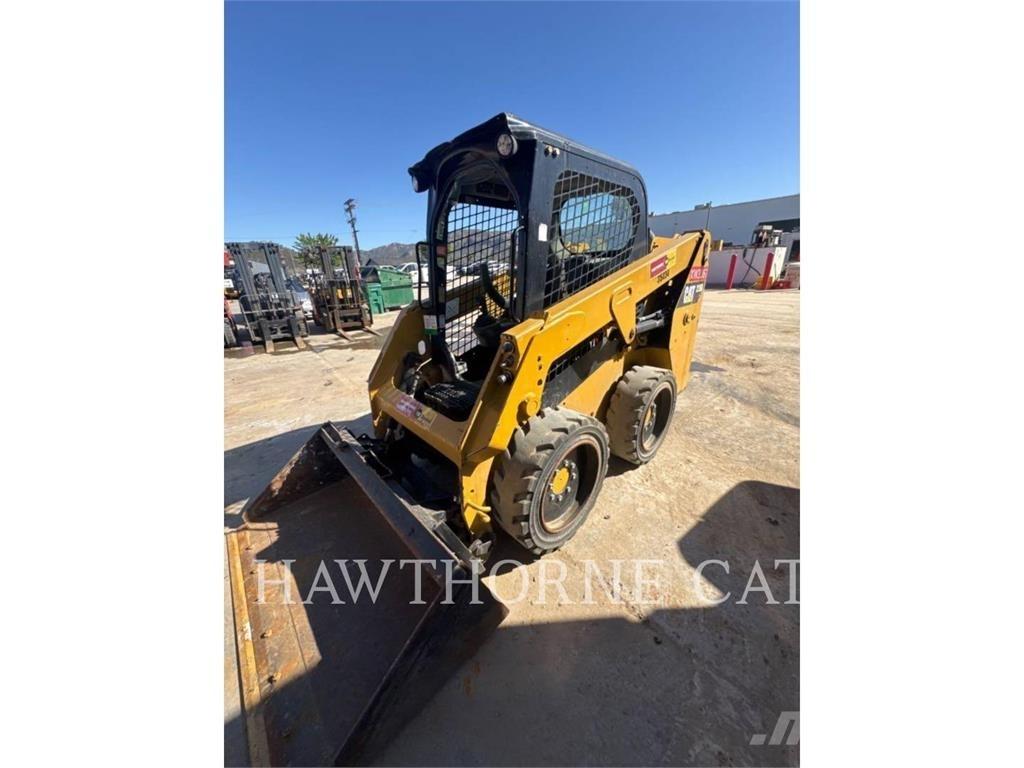 CAT 226D Mini incarcator