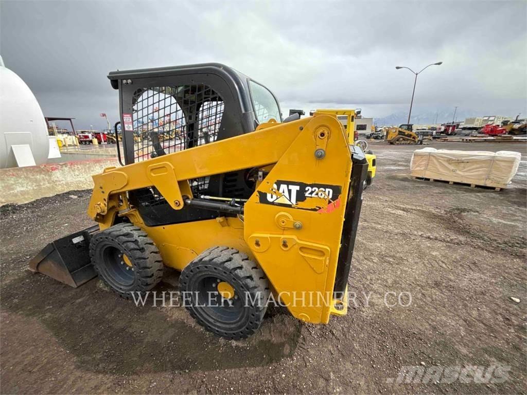 CAT 226D C1-H2 Mini incarcator