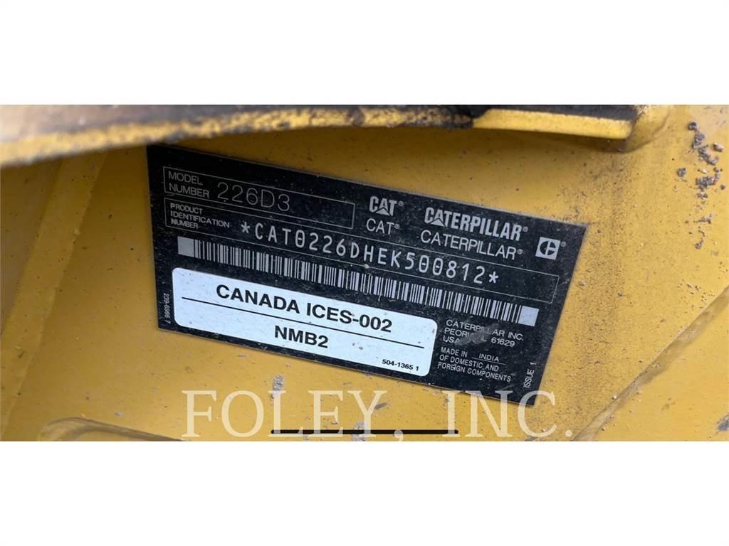 CAT 226D3 Mini incarcator