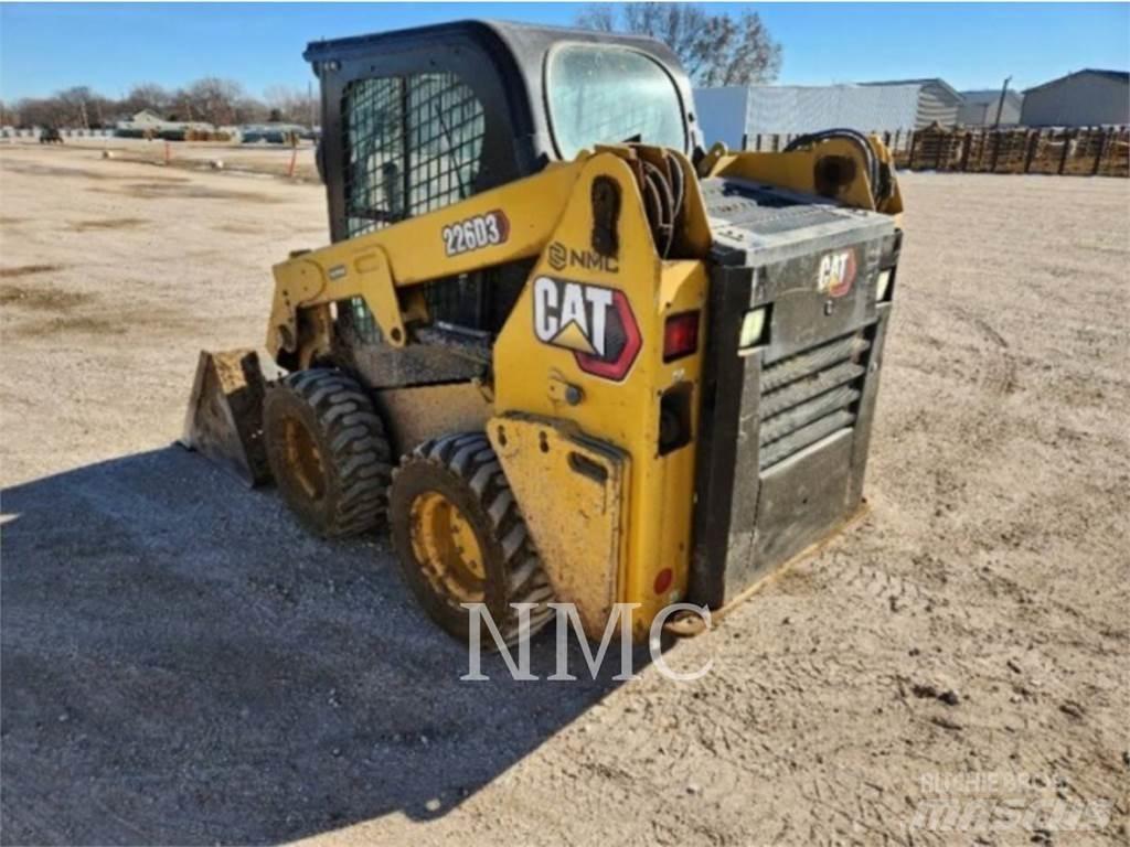 CAT 226D3 Mini incarcator