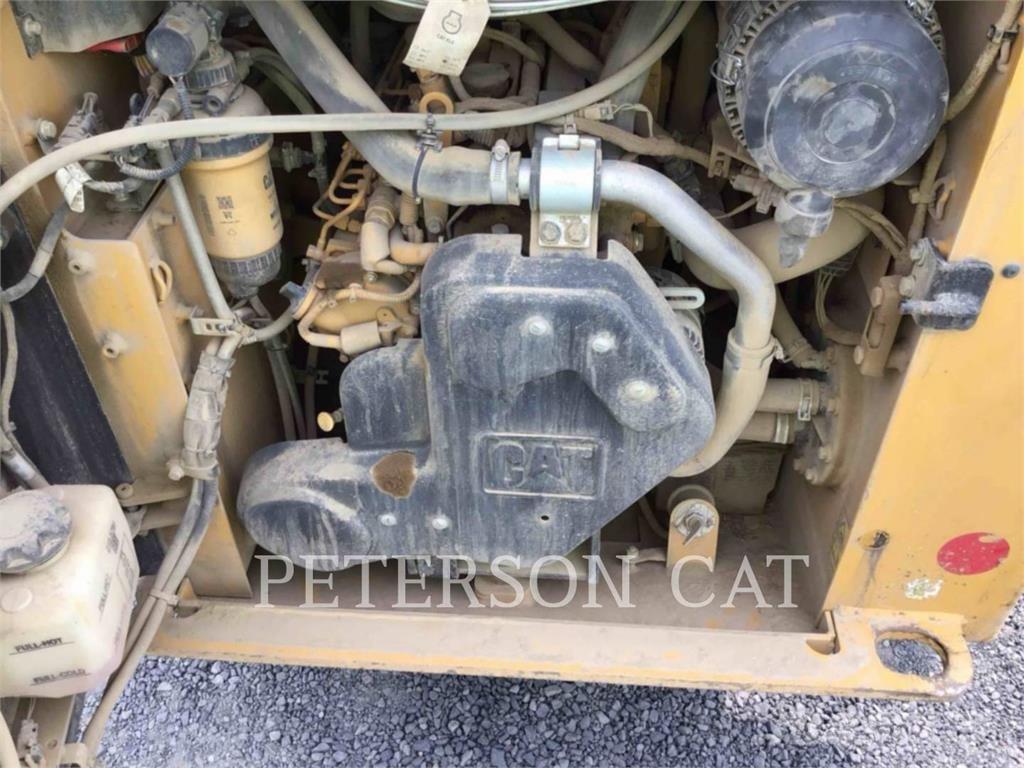 CAT 226D3 Mini incarcator