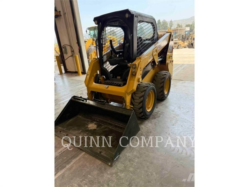 CAT 226D3 Mini incarcator
