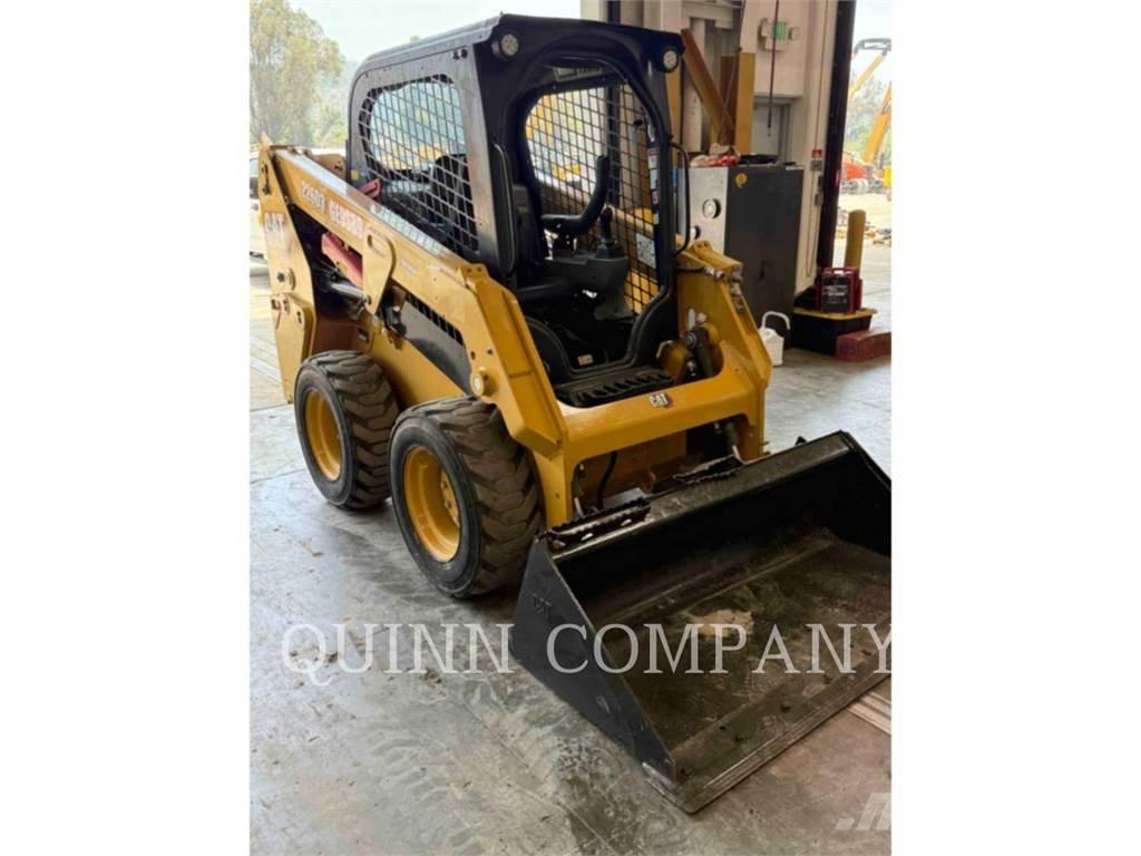 CAT 226D3 Mini incarcator