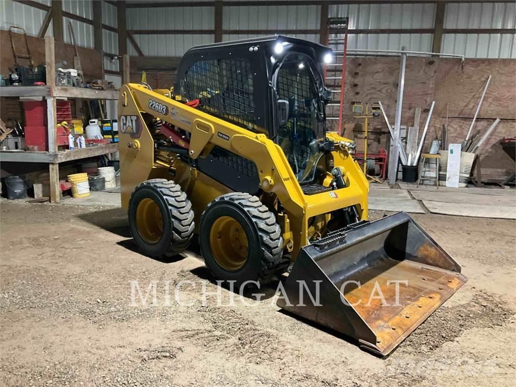 CAT 226D3 AQ Mini incarcator