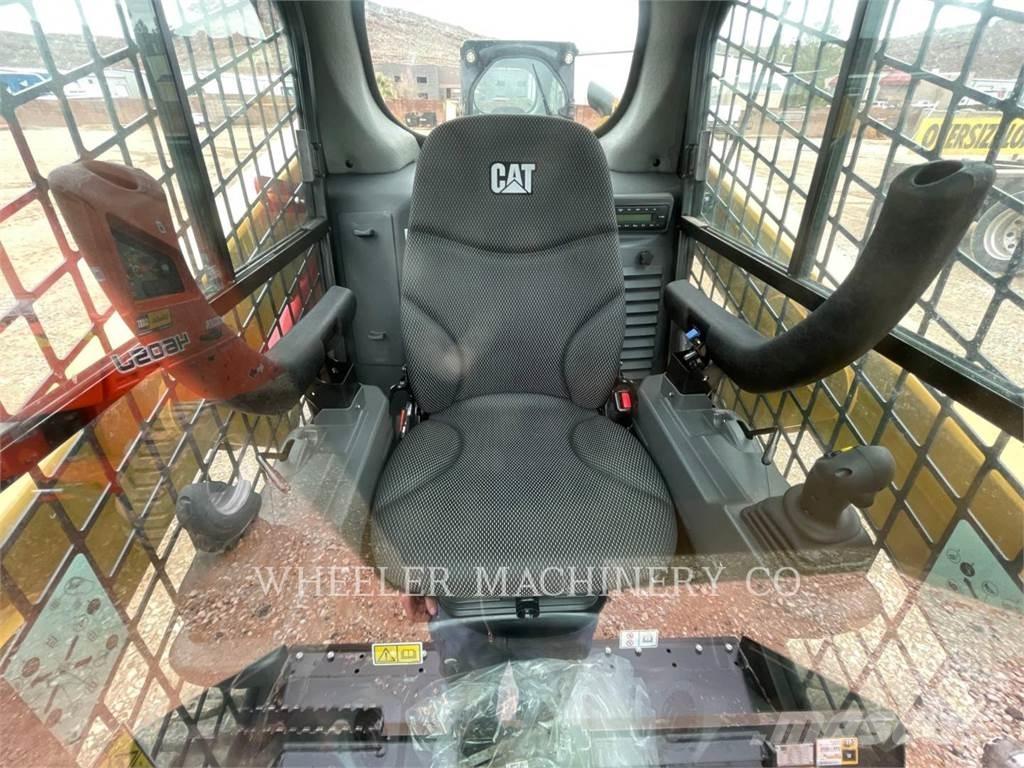 CAT 226D3 C3H2 Mini incarcator