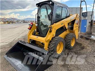 CAT 226D3 C3H2 Mini incarcator