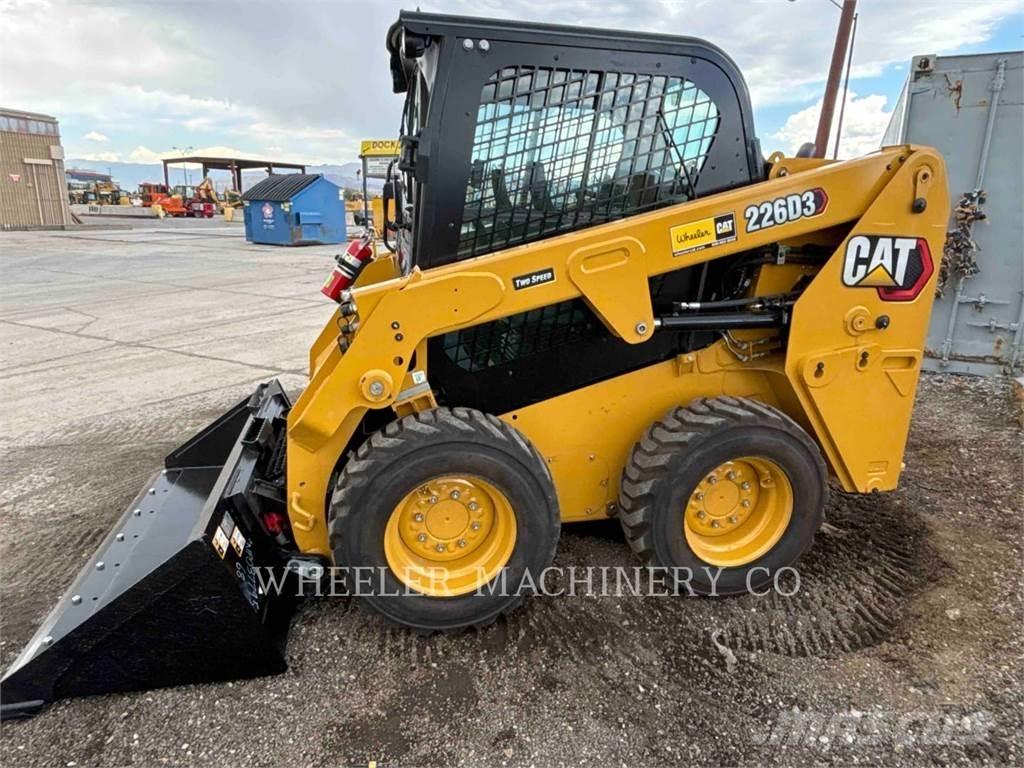 CAT 226D3 C3H2 Mini incarcator
