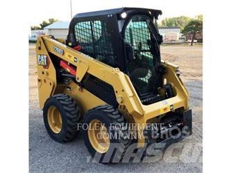 CAT 226D3STD1C Mini incarcator