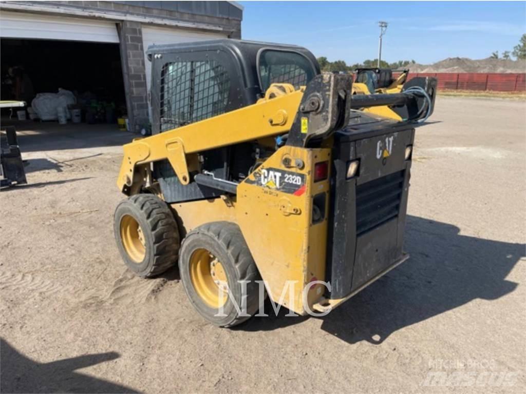 CAT 232D Mini incarcator