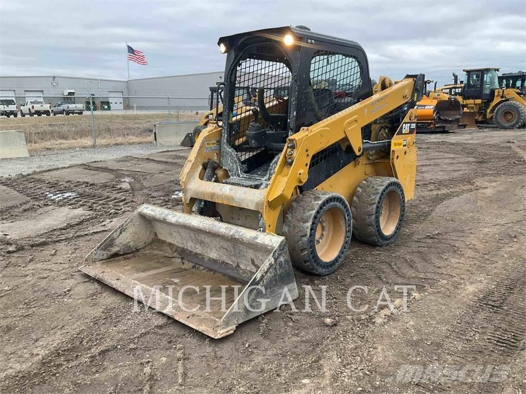 CAT 232D Q+ Mini incarcator