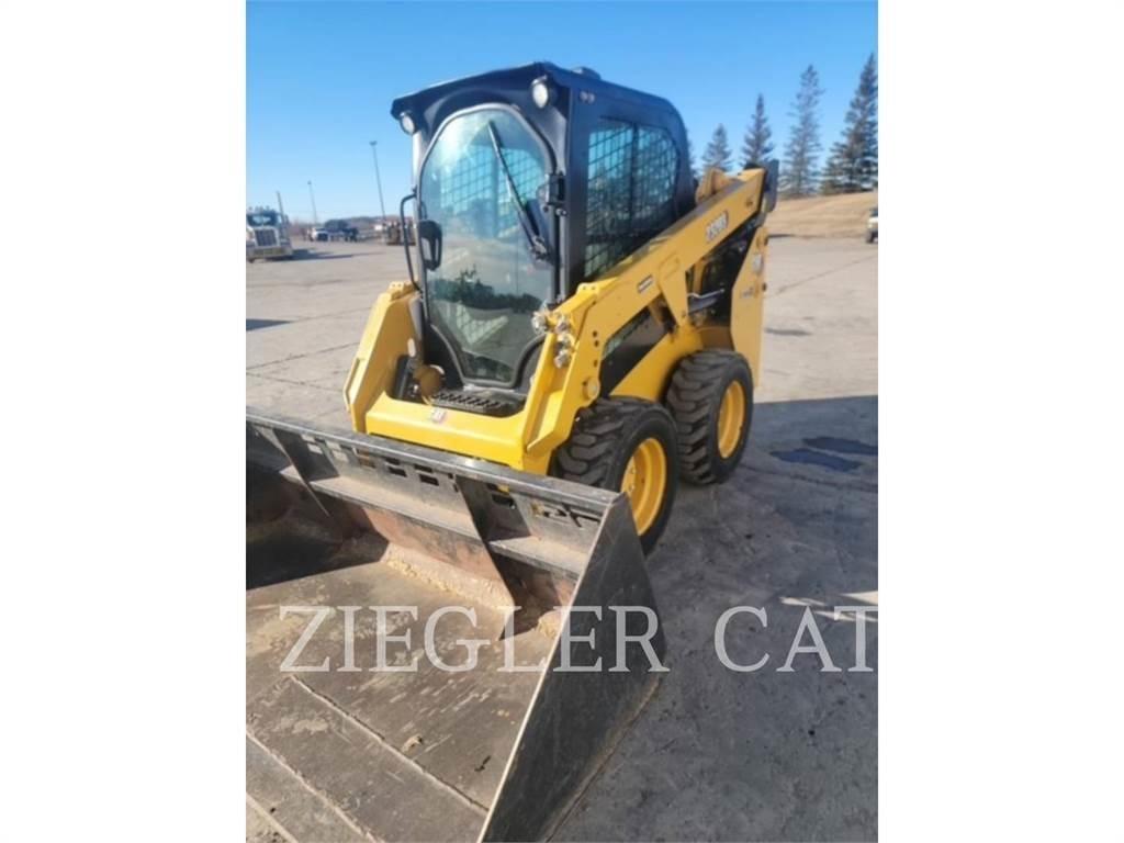 CAT 232D3 Mini incarcator