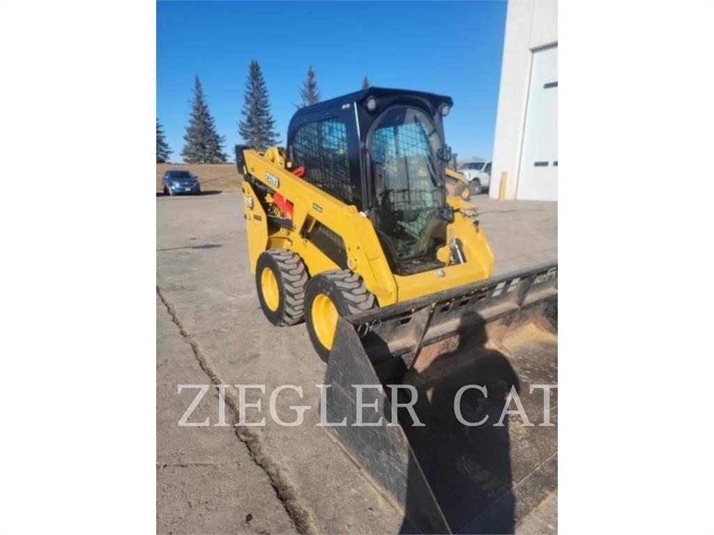 CAT 232D3 Mini incarcator