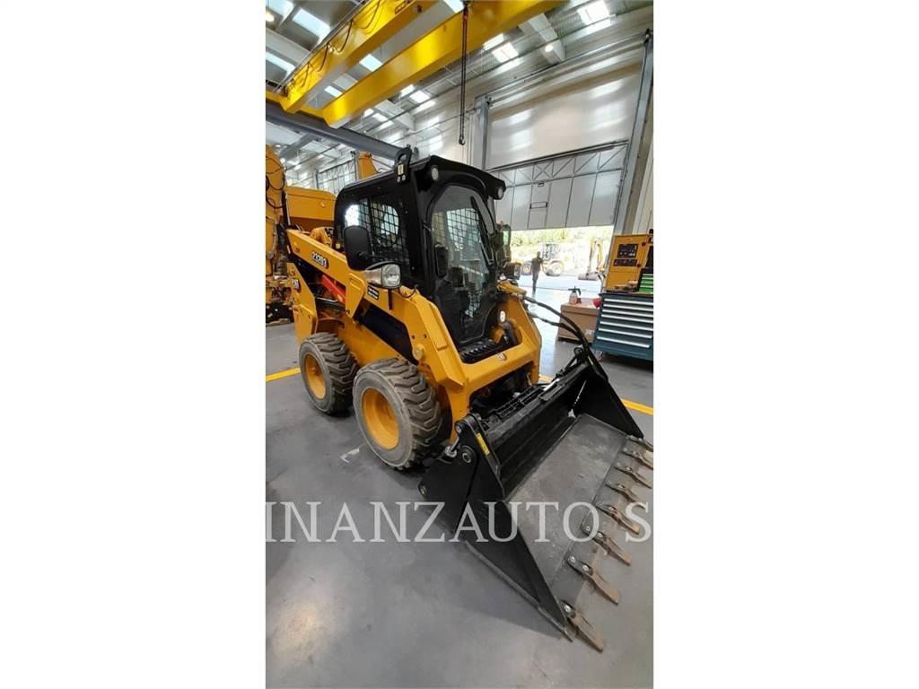 CAT 232D3 Mini incarcator