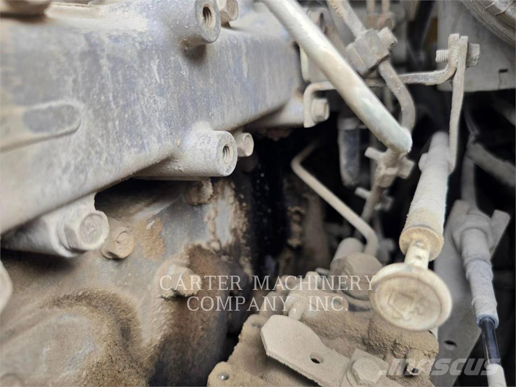 CAT 236B Mini incarcator