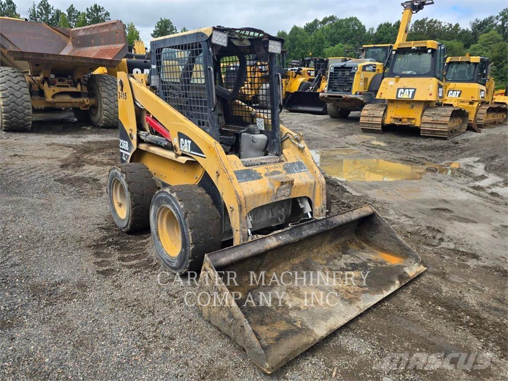 CAT 236B Mini incarcator