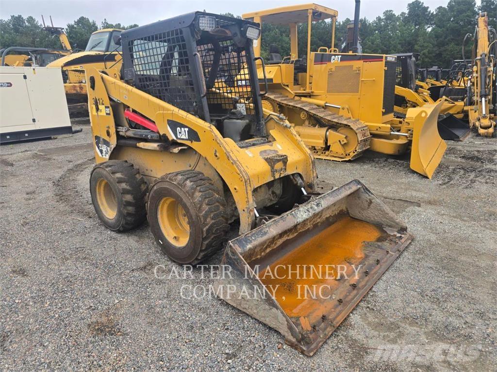 CAT 236B3 Mini incarcator