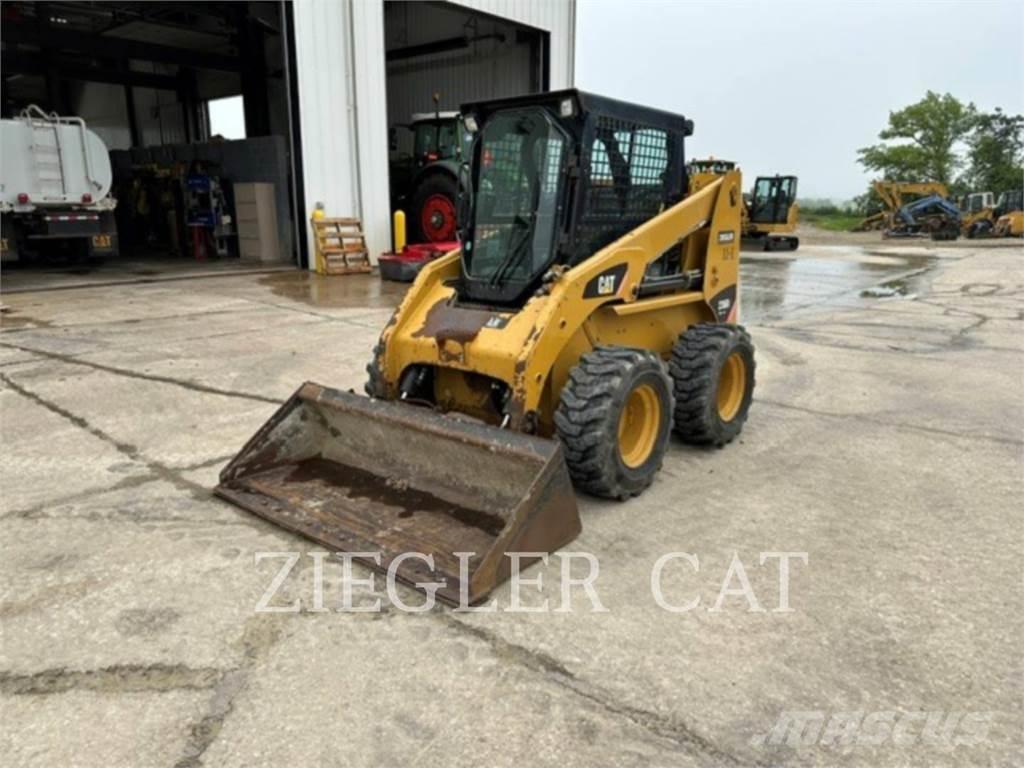 CAT 236B3 Mini incarcator