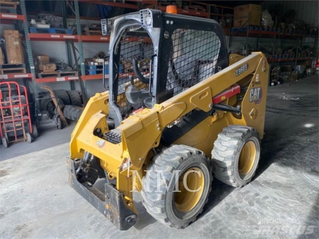 CAT 236D Mini incarcator