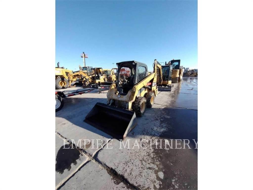 CAT 236D Mini incarcator
