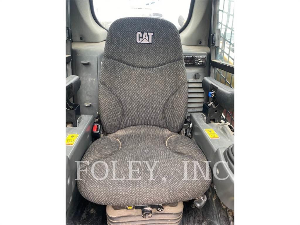 CAT 236D Mini incarcator