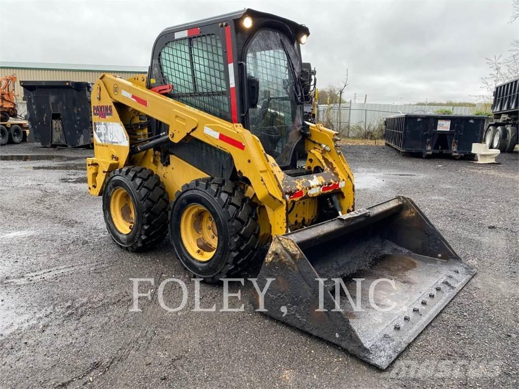 CAT 236D Mini incarcator