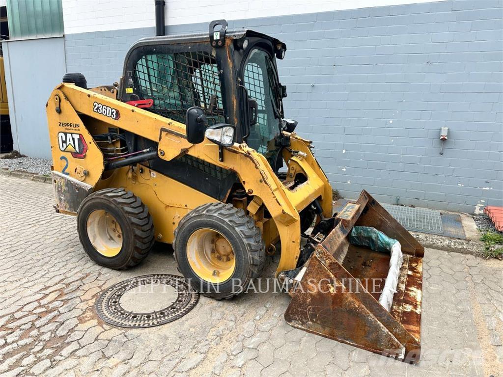 CAT 236D Mini incarcator