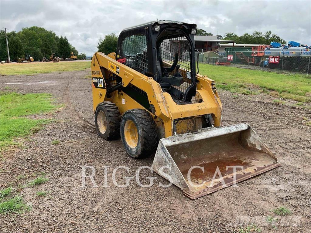 CAT 236D Mini incarcator